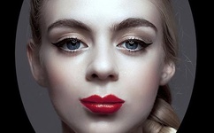 女人下边被舔全过视频软件